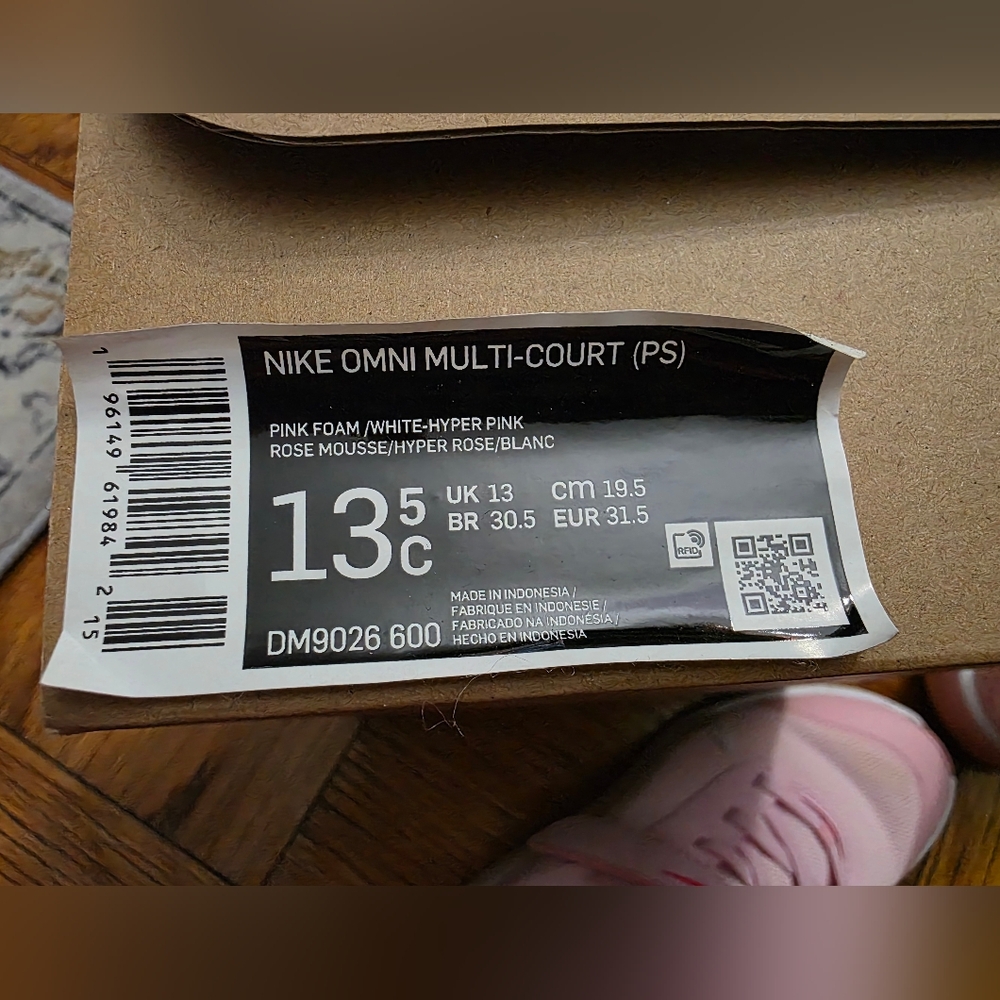 NEW With Box - Nike Omni Multi-Court Sneaker - Picture 8 of 8